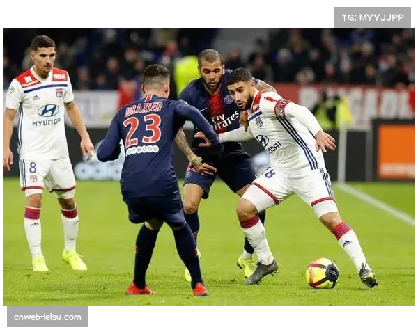 朗斯2-1逆转马赛 主场韧性助球队紧追榜首